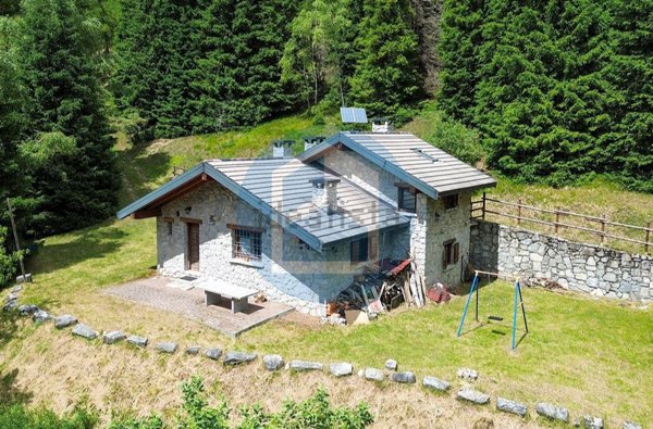 casale in vendita a Cimbergo