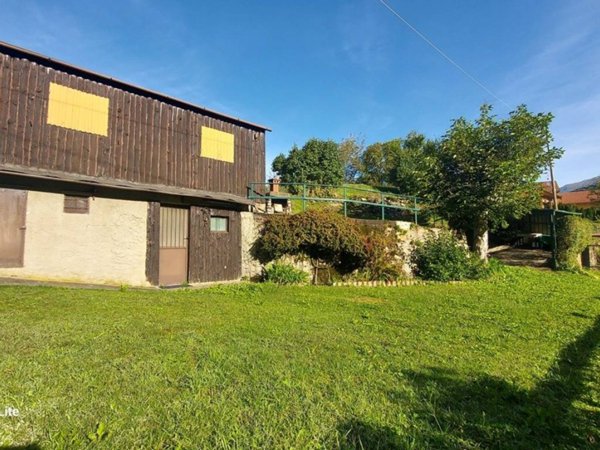 casa indipendente in vendita a Cimbergo