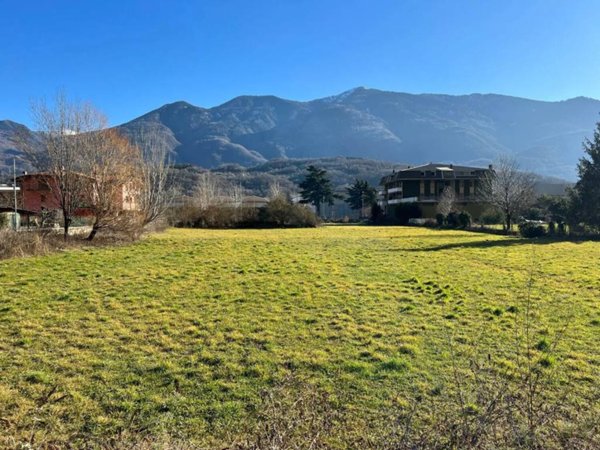 terreno edificabile in vendita a Cividate Camuno