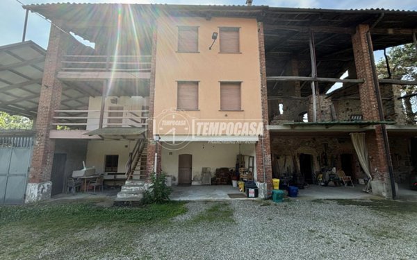 casa indipendente in vendita a Castellamonte in zona San Giovanni