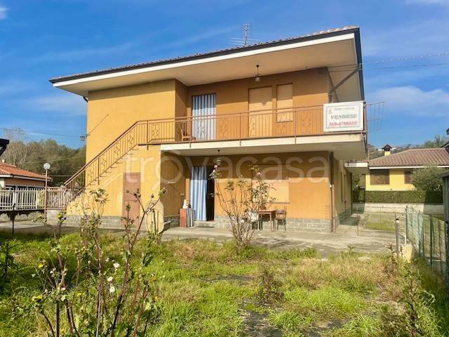 casa indipendente in vendita a Castellamonte