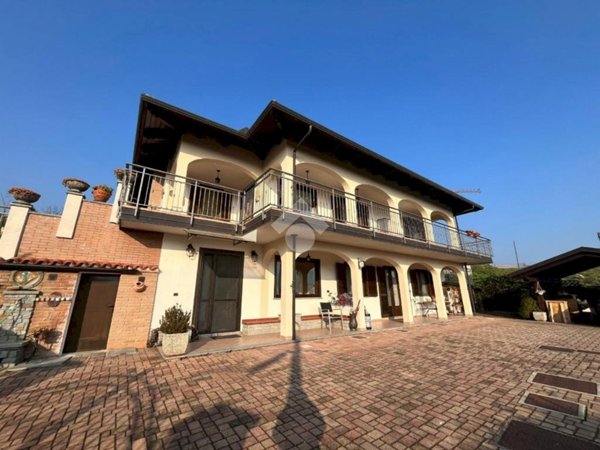 casa indipendente in vendita a Castellamonte in zona Sant'Anna Boschi
