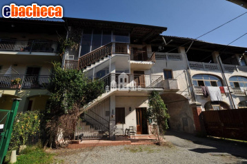 casa indipendente in vendita a Castellamonte in zona San Giovanni