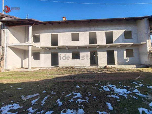casa semindipendente in vendita a Castellamonte