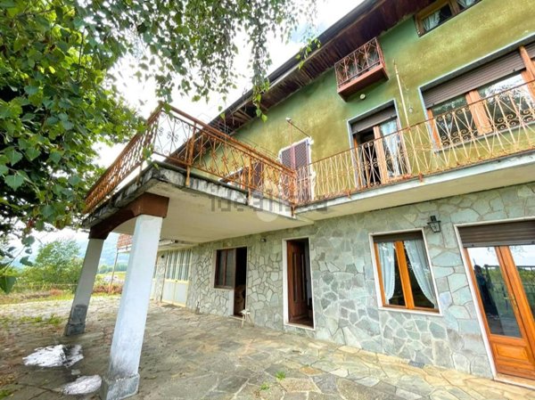 casa semindipendente in vendita a Castellamonte in zona Sant'Anna Boschi