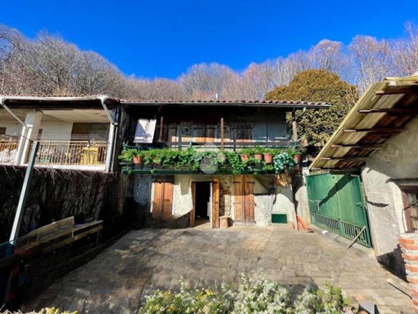 casa semindipendente in vendita a Castellamonte