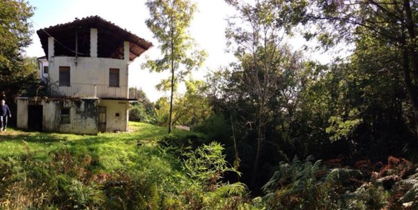 casa indipendente in vendita a Castellamonte in zona Filia