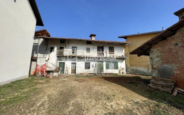 casa indipendente in vendita a Castellamonte