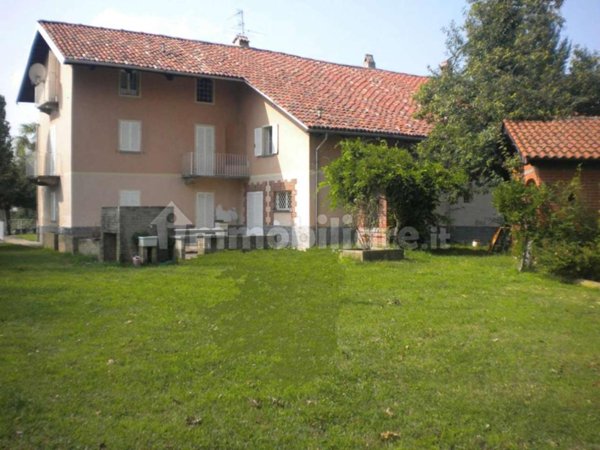 casa indipendente in vendita a Castellamonte
