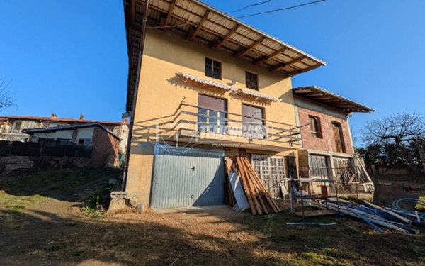 casa indipendente in vendita a Castellamonte in zona Sant'Antonio