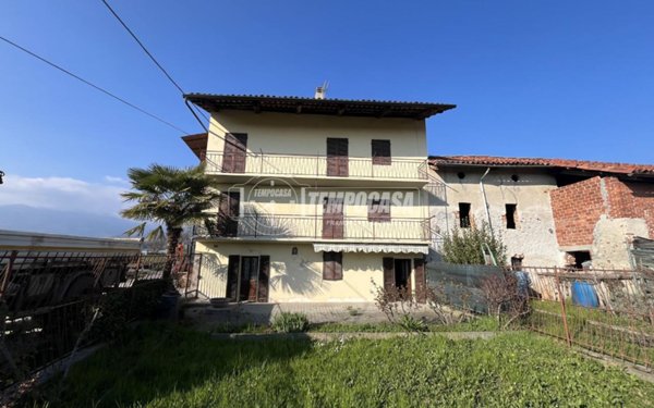 casa indipendente in vendita a Castellamonte in zona Sant'Antonio