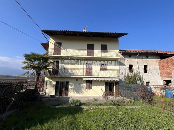 casa indipendente in vendita a Castellamonte in zona Sant'Antonio