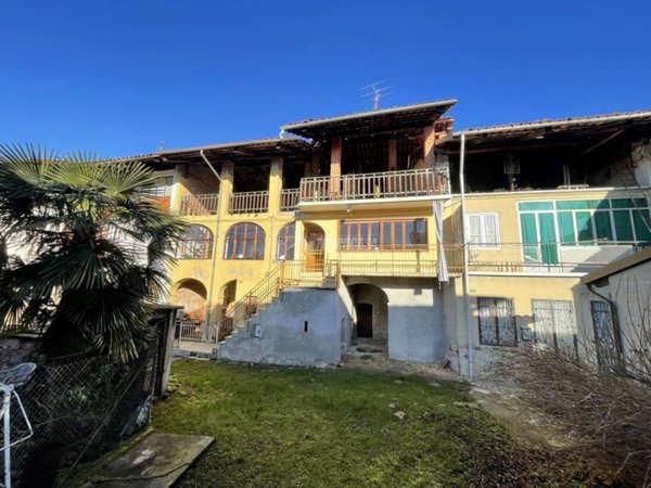 casa indipendente in vendita a Castellamonte in zona Muriaglio