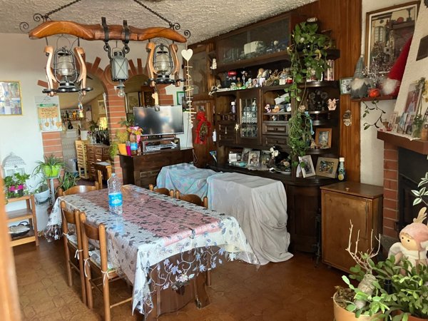 casa indipendente in vendita a Castellamonte in zona Spineto