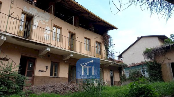 casa indipendente in vendita a Castellamonte