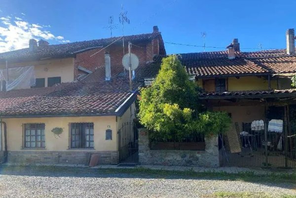 casa indipendente in vendita a Castellamonte