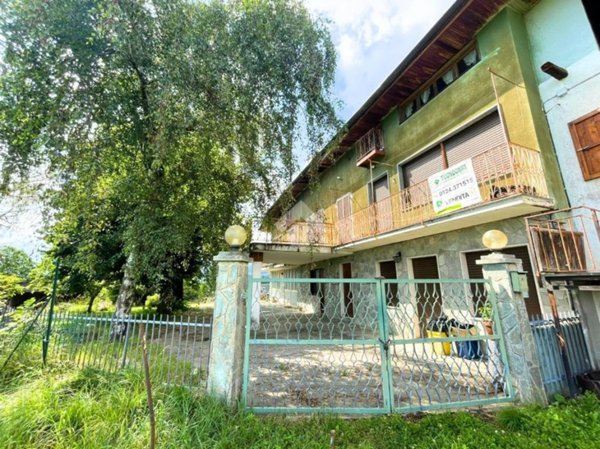 casa semindipendente in vendita a Castellamonte in zona Sant'Anna Boschi
