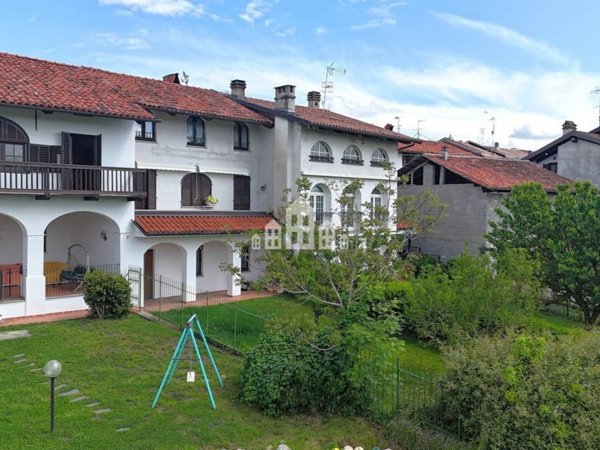 casa indipendente in vendita a Castellamonte in zona San Giovanni