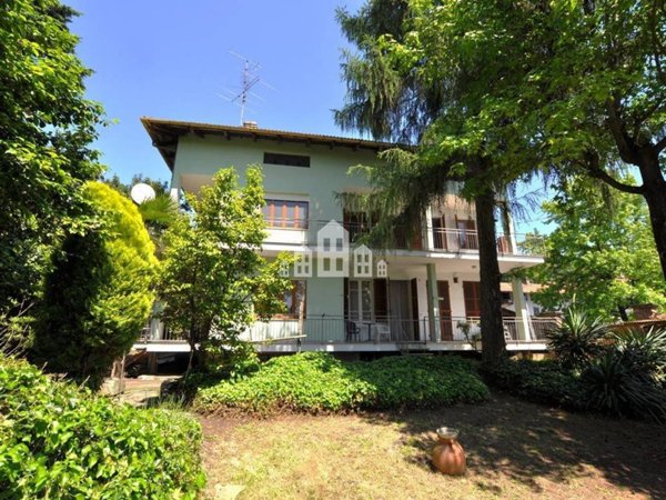 casa indipendente in vendita a Castellamonte