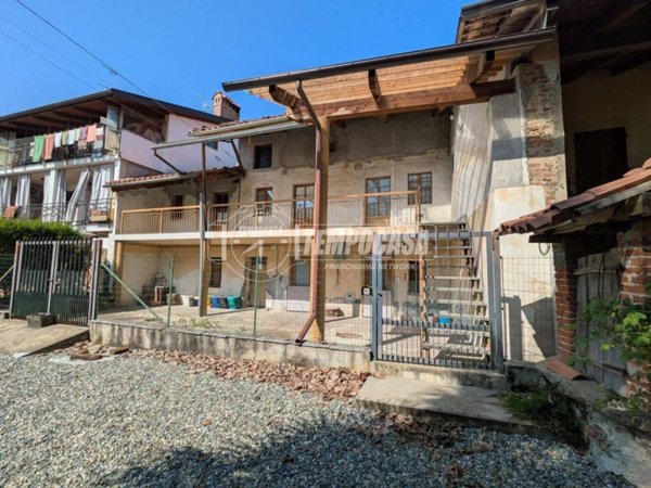 casa indipendente in vendita a Castellamonte