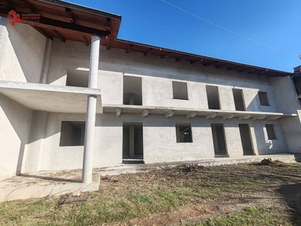 casa semindipendente in vendita a Castellamonte