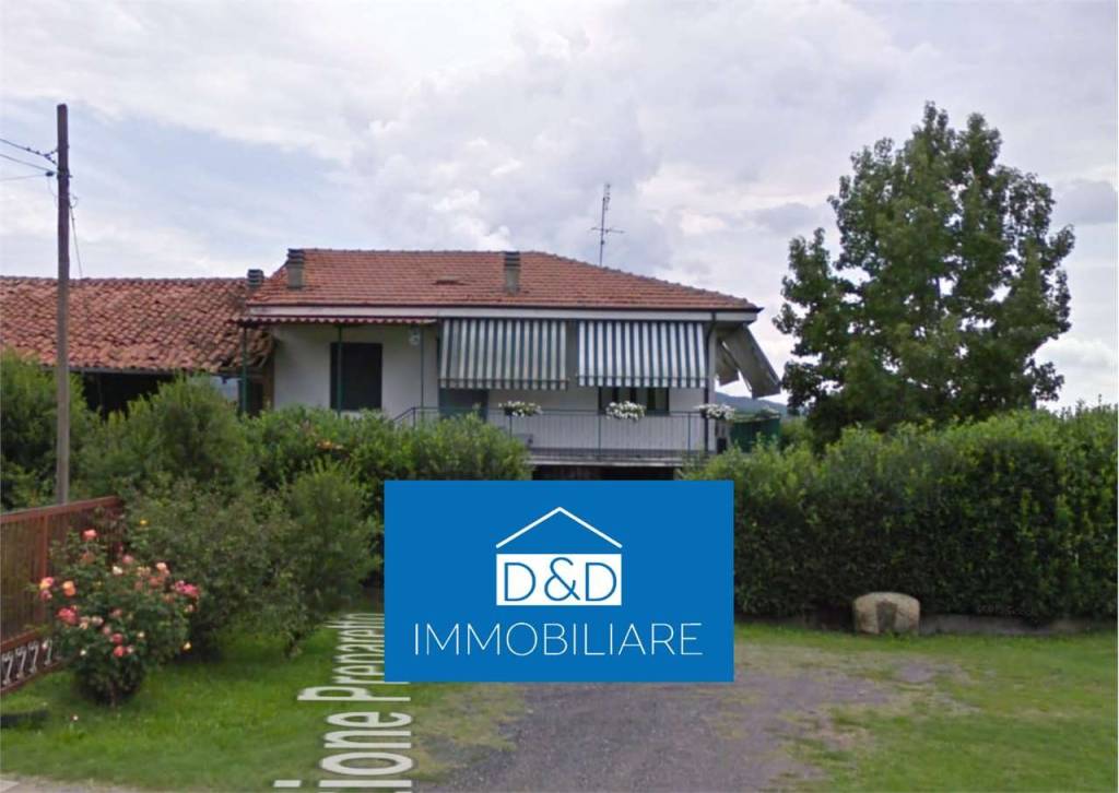 appartamento in vendita a Castellamonte in zona Preparetto