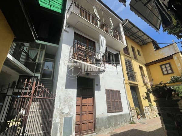 casa indipendente in vendita a Castellamonte in zona Muriaglio