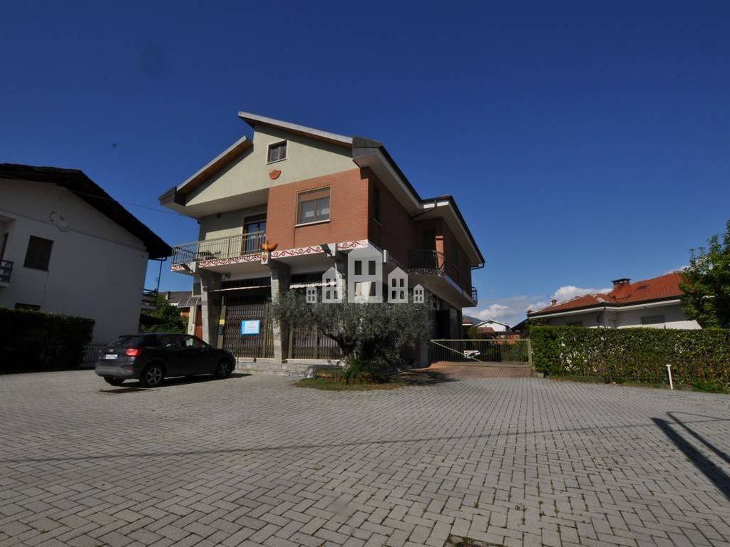 casa indipendente in vendita a Castellamonte in zona Filia
