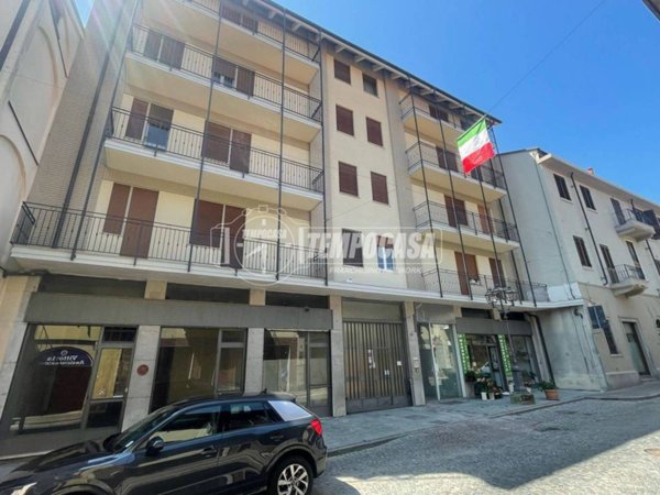 negozio in vendita a Castellamonte