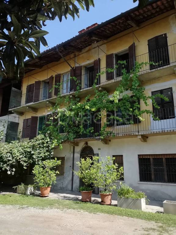 casa indipendente in vendita a Castellamonte