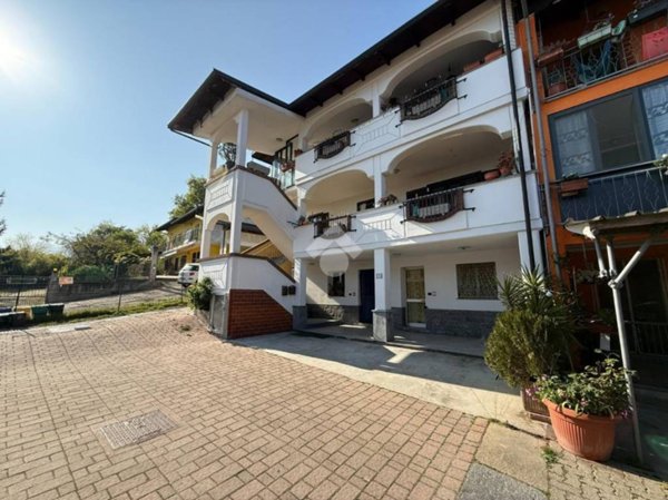 casa indipendente in vendita a Castellamonte in zona Spineto