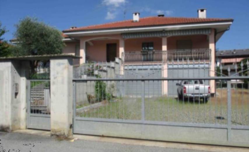 casa indipendente in vendita a Castellamonte