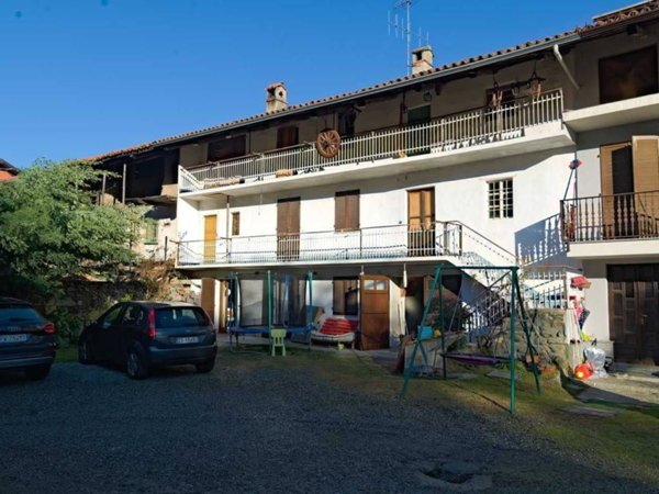 casa indipendente in vendita a Castellamonte