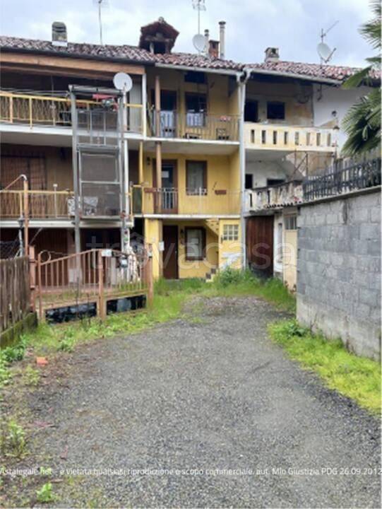 casa indipendente in vendita a Castellamonte