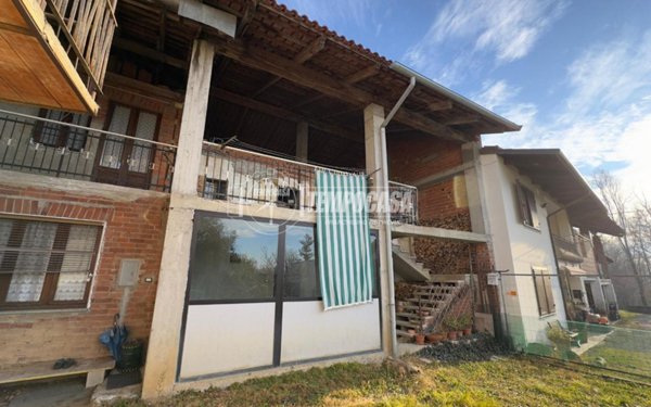 casa indipendente in vendita a Castellamonte