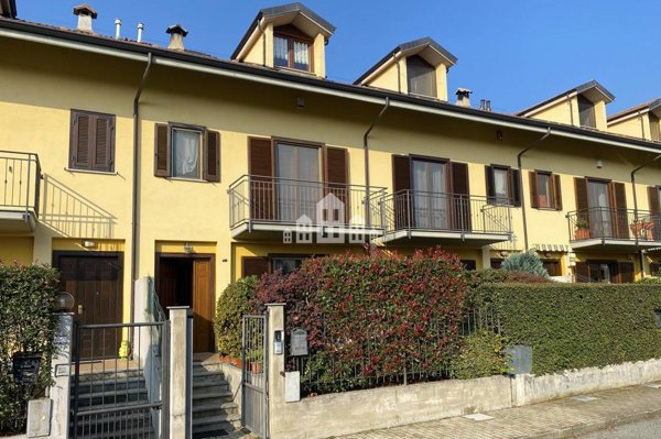 casa indipendente in vendita a Castellamonte