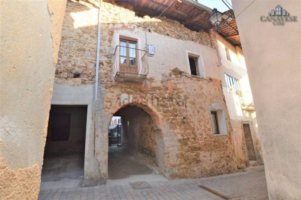 casa semindipendente in vendita a Castellamonte in zona Muriaglio