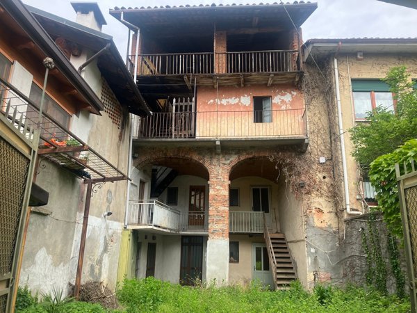 casa indipendente in vendita a Castellamonte