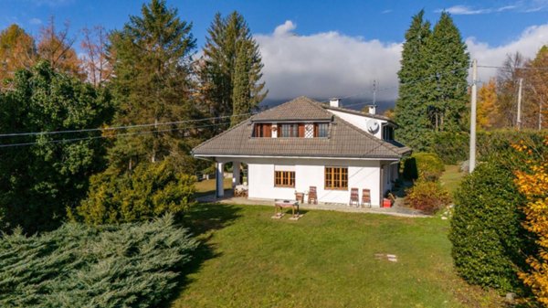 casa indipendente in vendita a Castellamonte in zona Sant'Anna Boschi