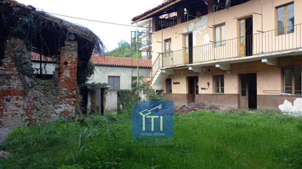 casa indipendente in vendita a Castellamonte