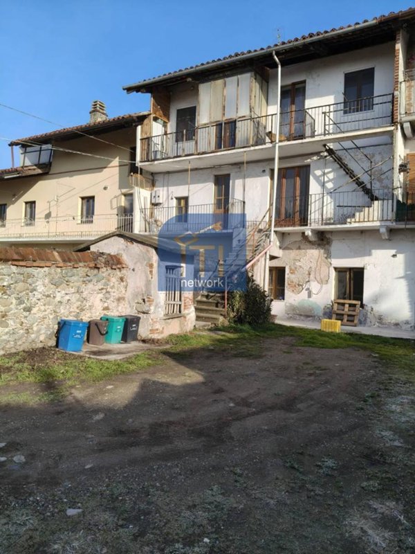 casa indipendente in vendita a Castellamonte