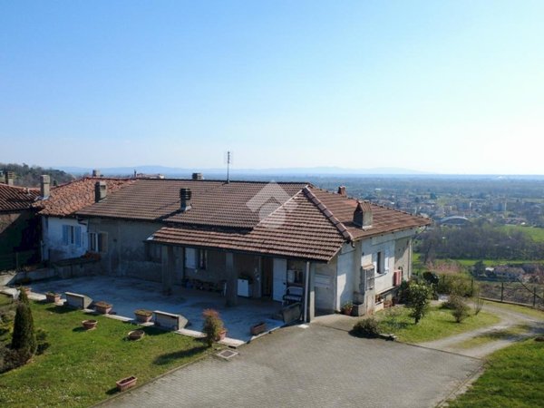 casa indipendente in vendita a Castellamonte