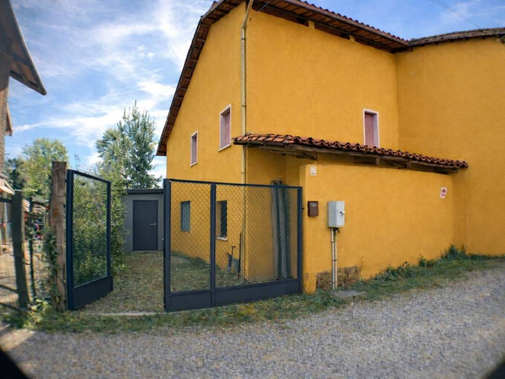 casa indipendente in vendita a Castellamonte