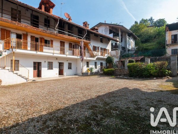 casa indipendente in vendita a Castellamonte