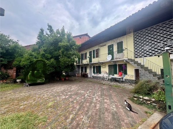 casa indipendente in vendita a Castellamonte