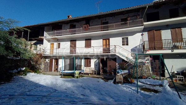casa indipendente in vendita a Castellamonte