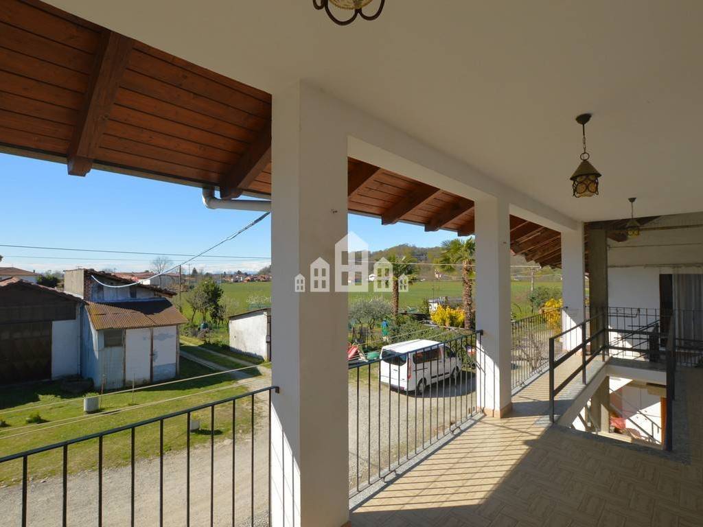 casa indipendente in vendita a Castellamonte