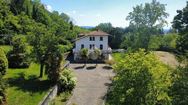 casa indipendente in vendita a Castellamonte in zona Spineto