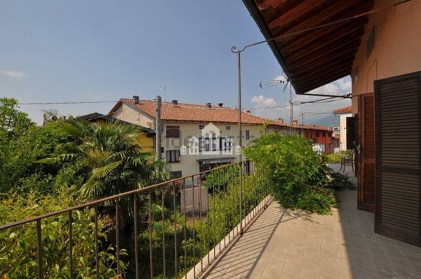 casa indipendente in vendita a Castellamonte in zona Spineto