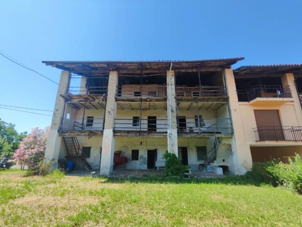 casa semindipendente in vendita a Castellamonte in zona San Giovanni